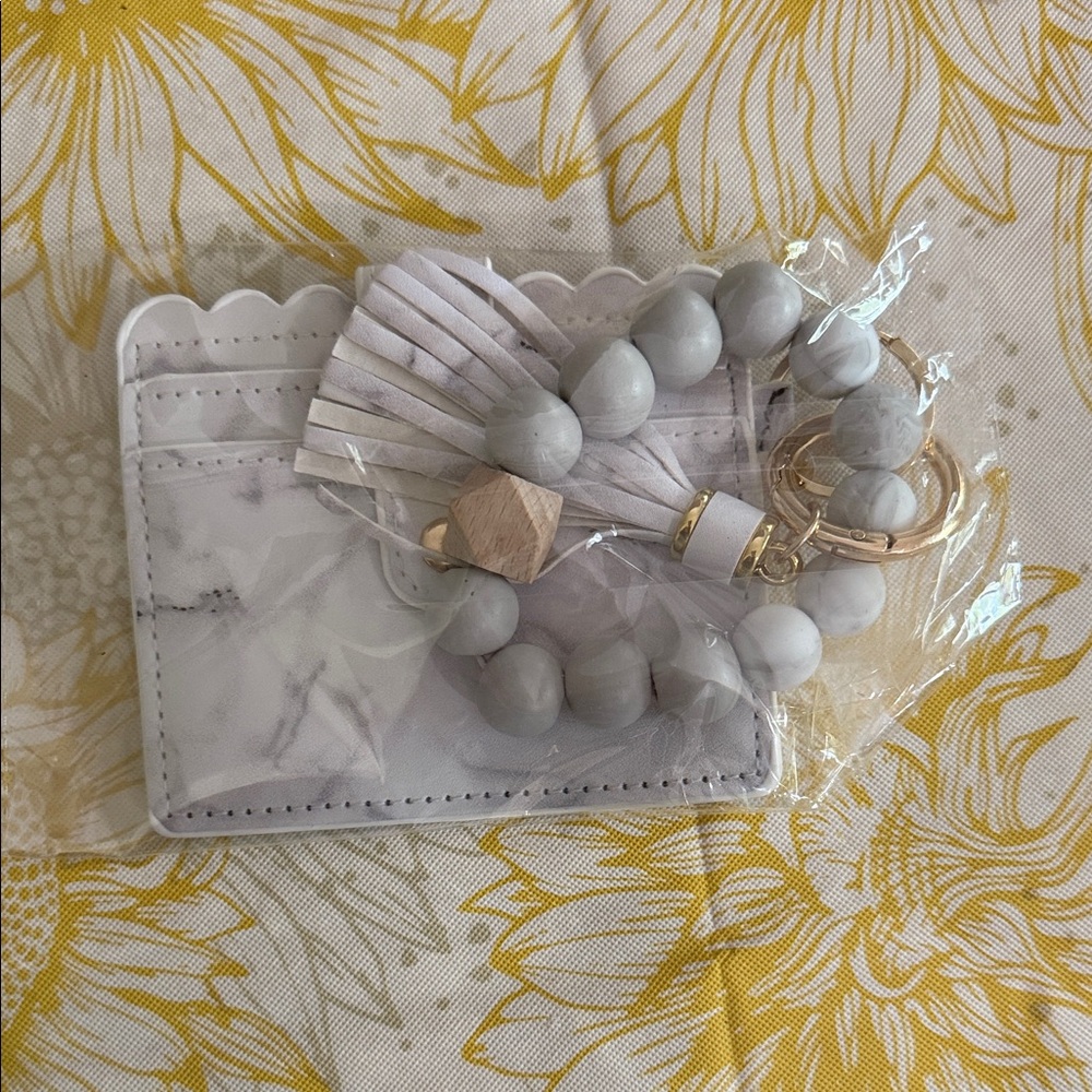 Elegant Gray Card Holder and Keychain Set
